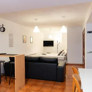 https://espacio-tipo-estudio-completo-totalmente-privado-e.sansebastianhotels.net