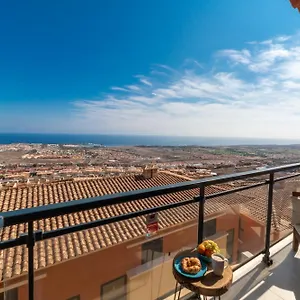 https://lucky-thirteen-apartment-with-ocean-view.in-canary-islands.com